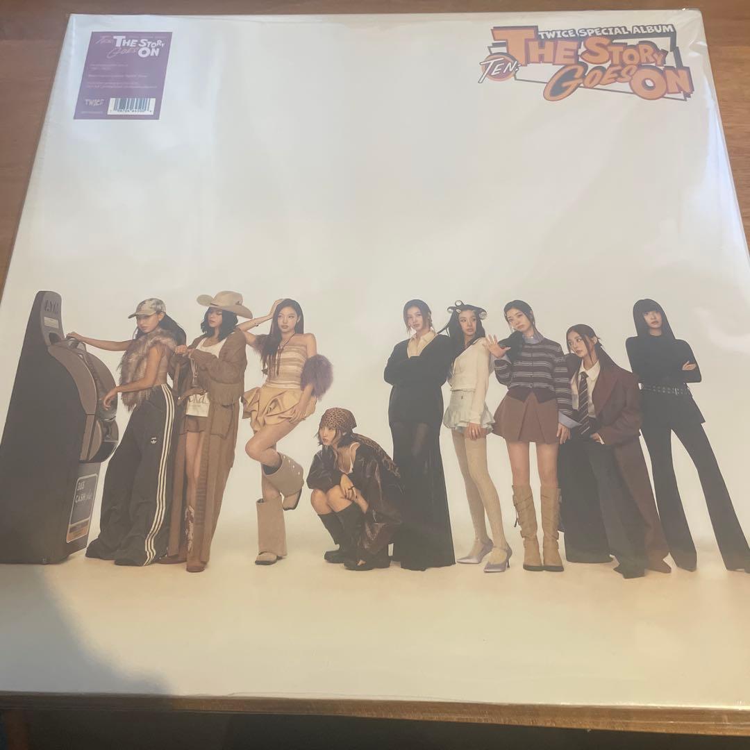 新品未開封TWICE THE STORY GOES ON レコード