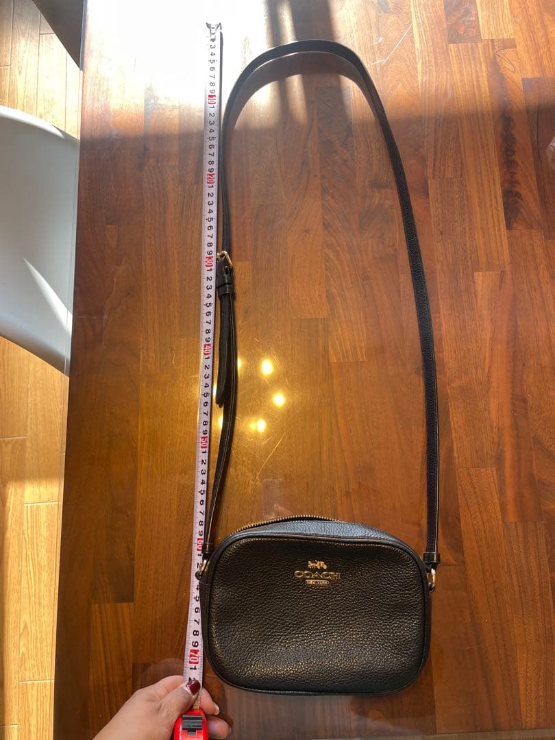 美品COACH ブラックレザーショルダーバッグ