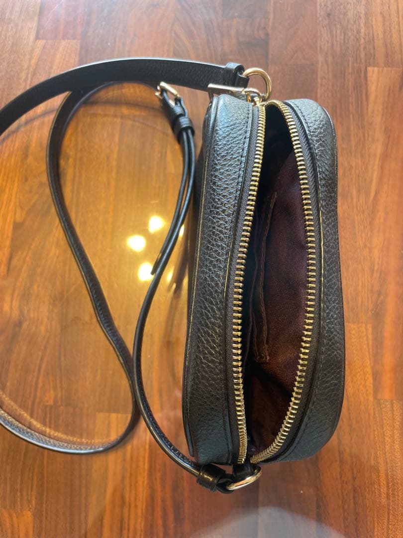 美品COACH ブラックレザーショルダーバッグ