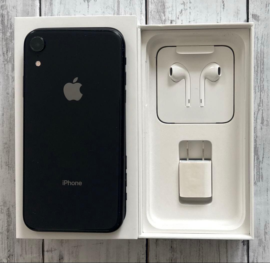 Apple iPhone XR 64GBブラック SIMロックなし