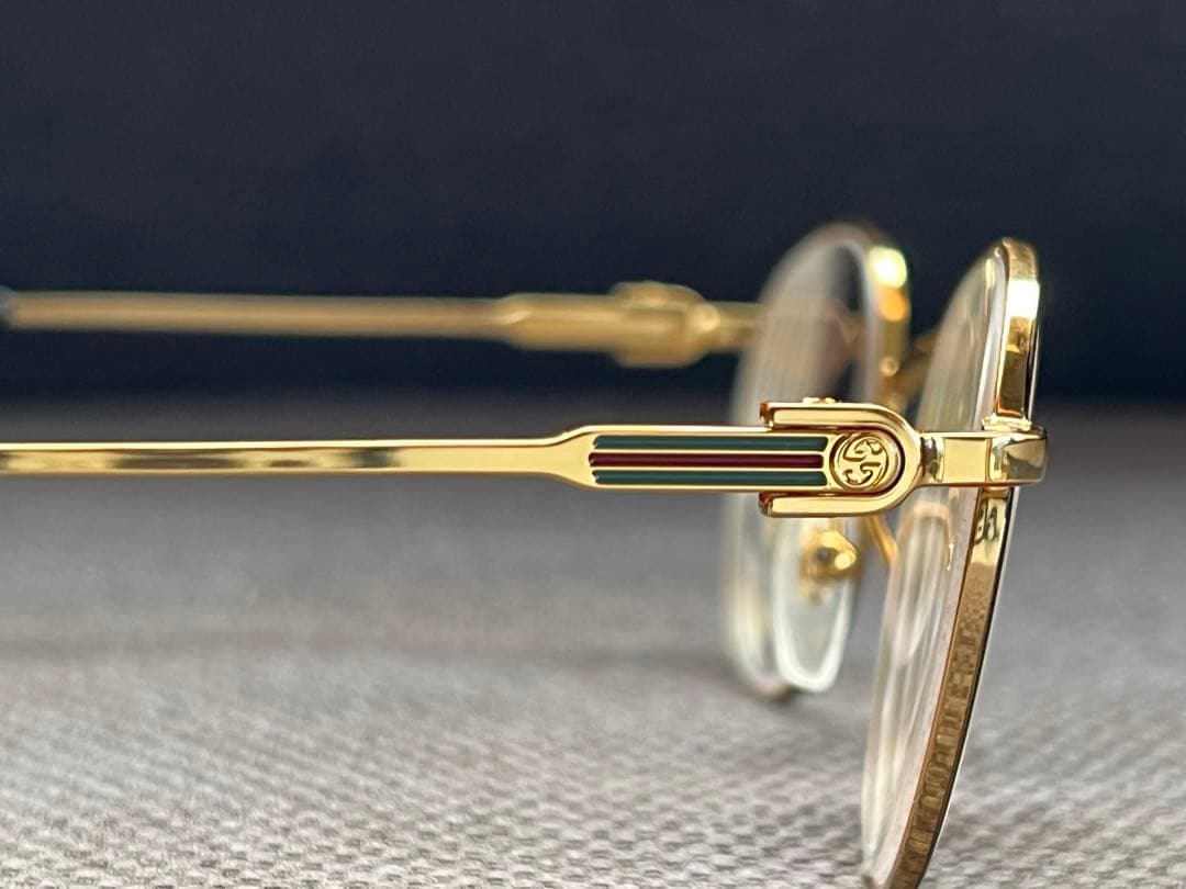 【新品同様】GUCCI ゴールドフレーム メガネ 2023SSモデル