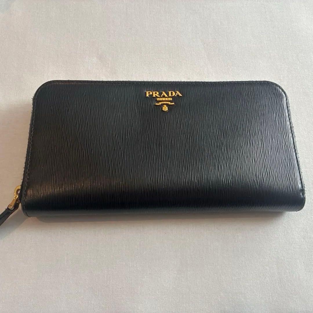 【美品】PRADA ブラック 長財布