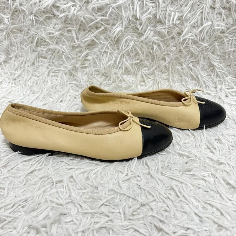 CHANEL バレエシューズ レザー ベージュ ココマーク フラットパンプス
