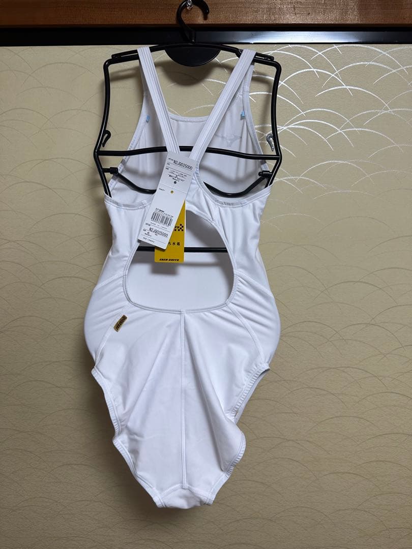 【残り1点】特注品　XL(LL)サイズ ホワイト ミズノ 競泳水着 送料無料