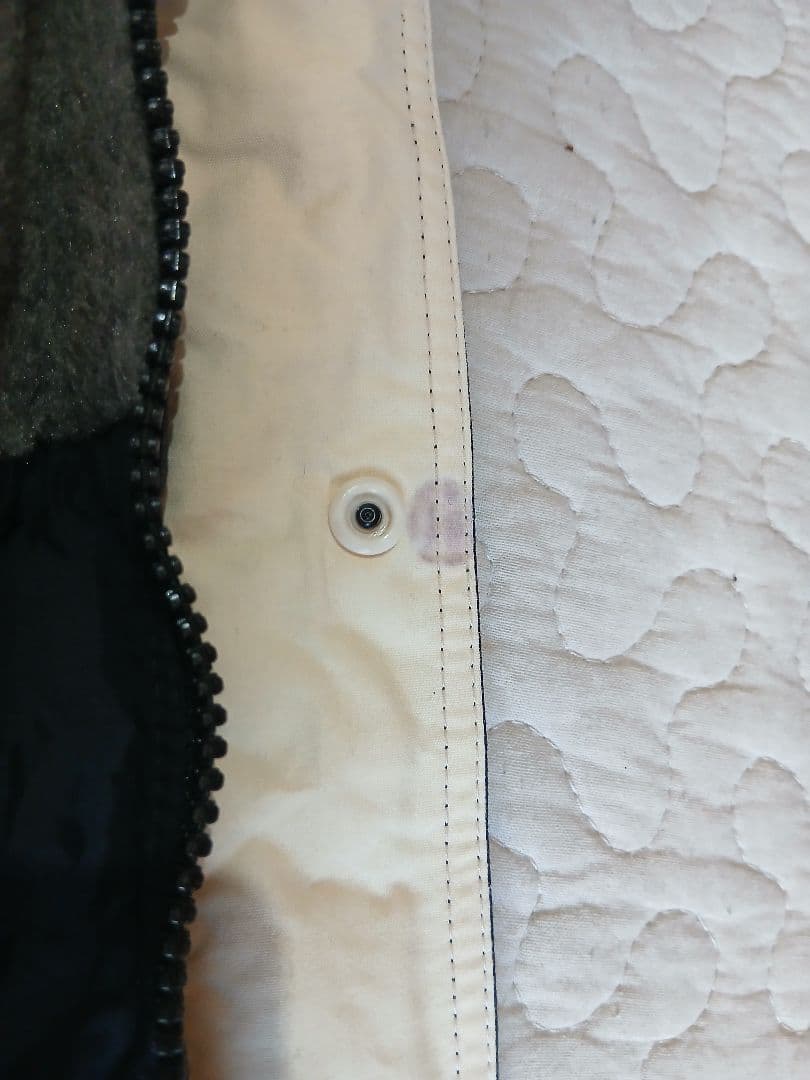 【パタゴニア/着用1回】フード有り　スノーウエア　ジャケット　レディース　キッズ