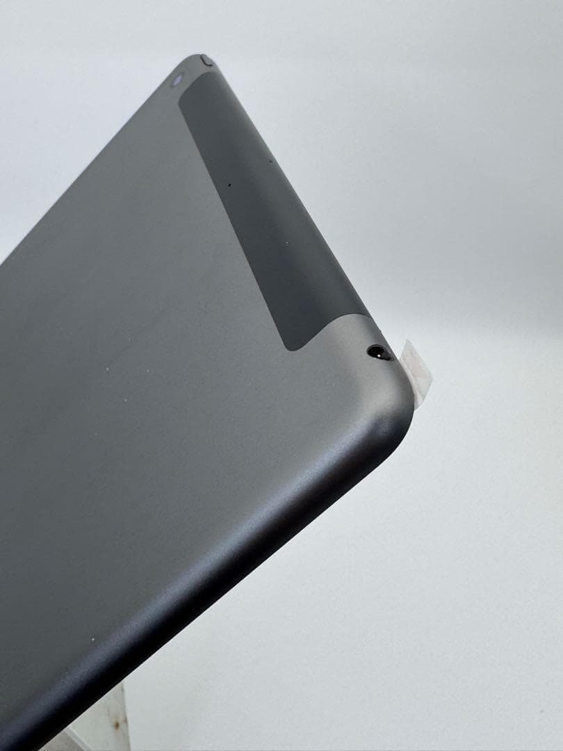 ipad 第8世代128GB ブラック