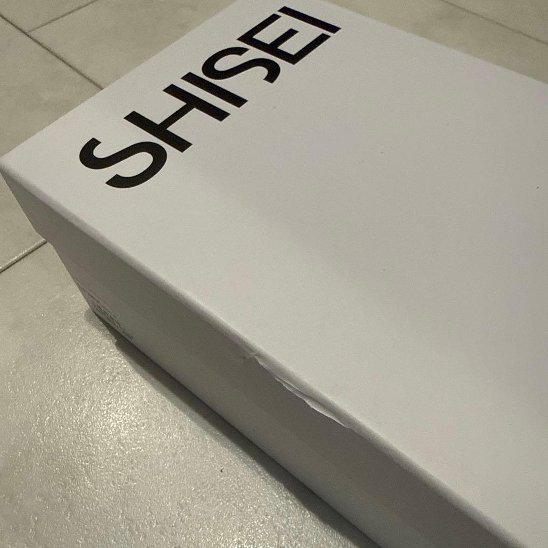 SHISEI ブラック ポインテッドトゥ フラットシューズ　サイズ37.5