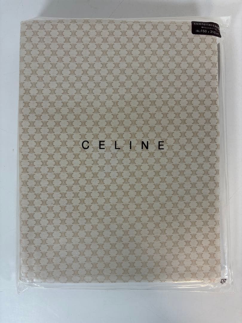 カプりコCELINE セリーヌ
