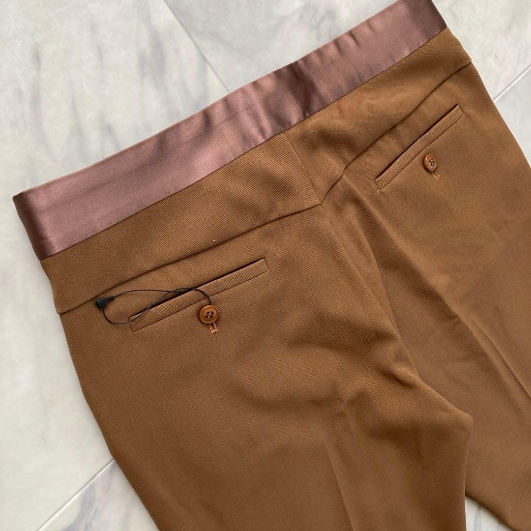 【新品未使用】定価8万円STRASBURGOブラウン サテンウエストパンツ