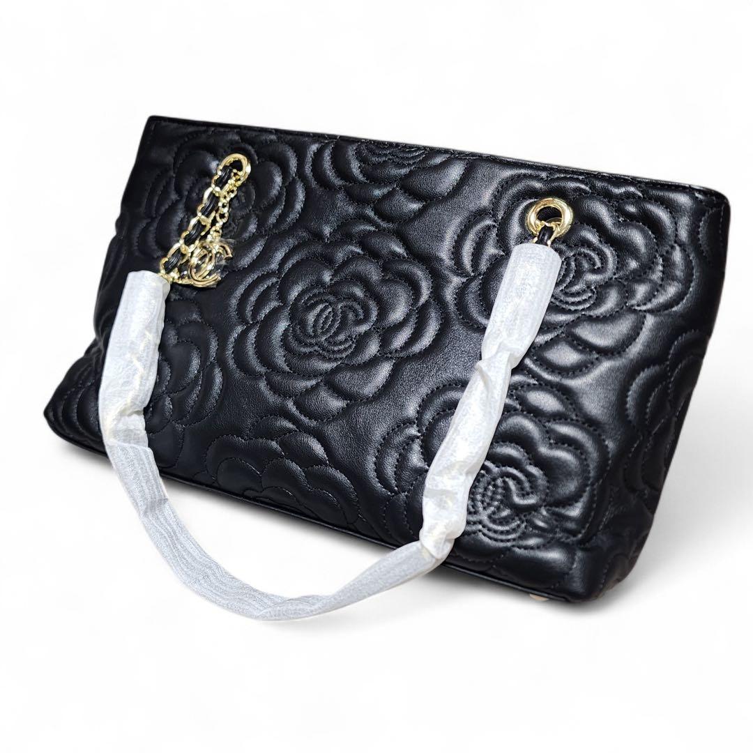 k*n様 シャネル　トートバッグ　花柄　黒　ゴールド　ノベルティ