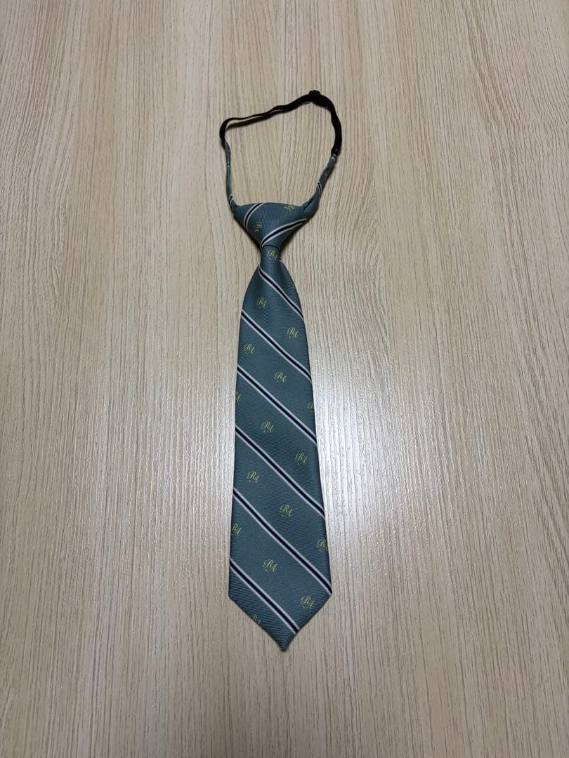 【ほぼ未使用】レピピアルマリオ2024-2025モデル卒服　4点セット　Ｌ160