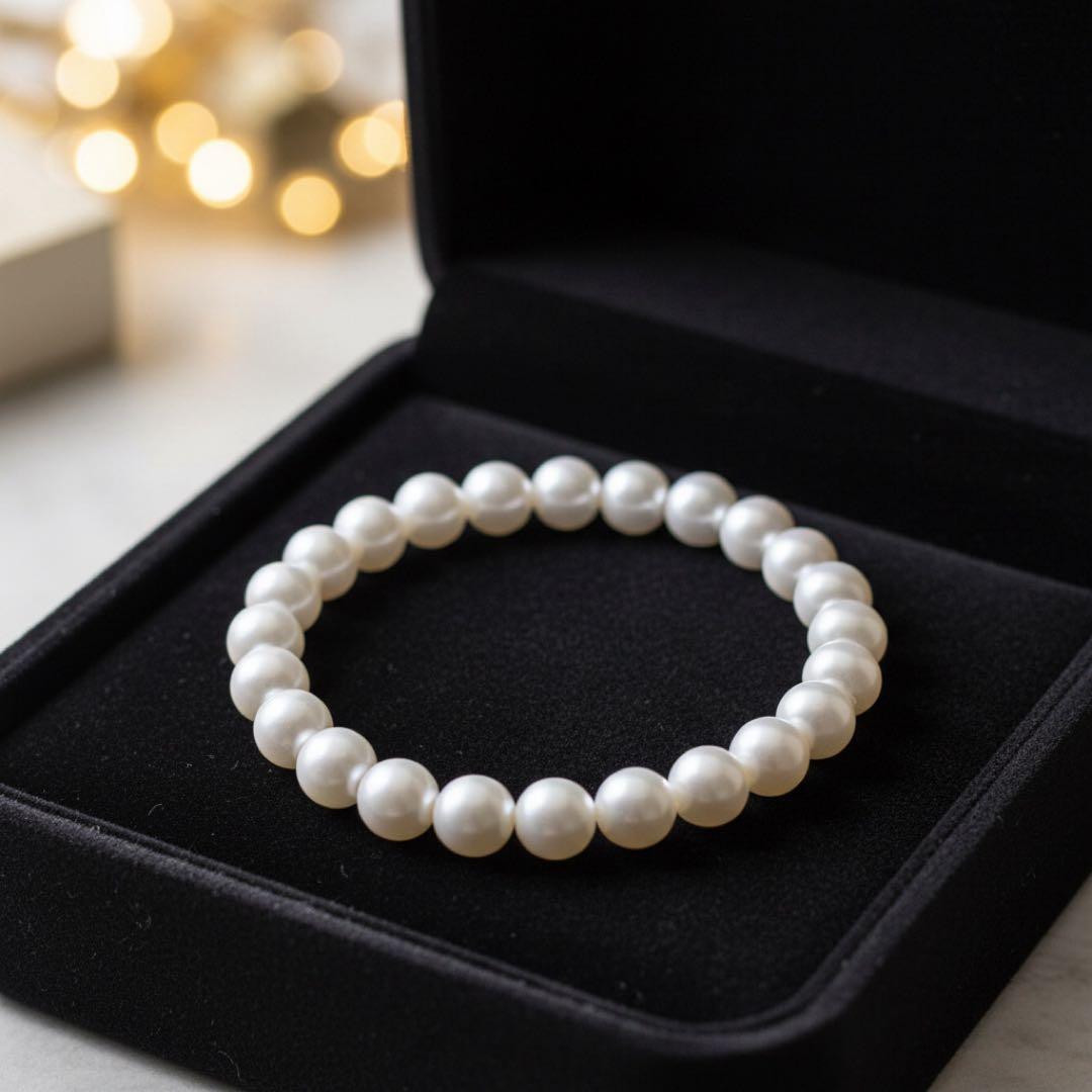 【はくとん( 'ω')ŧ‹\"ŧ‹\"】国産シェルパールのゴムブレスレット