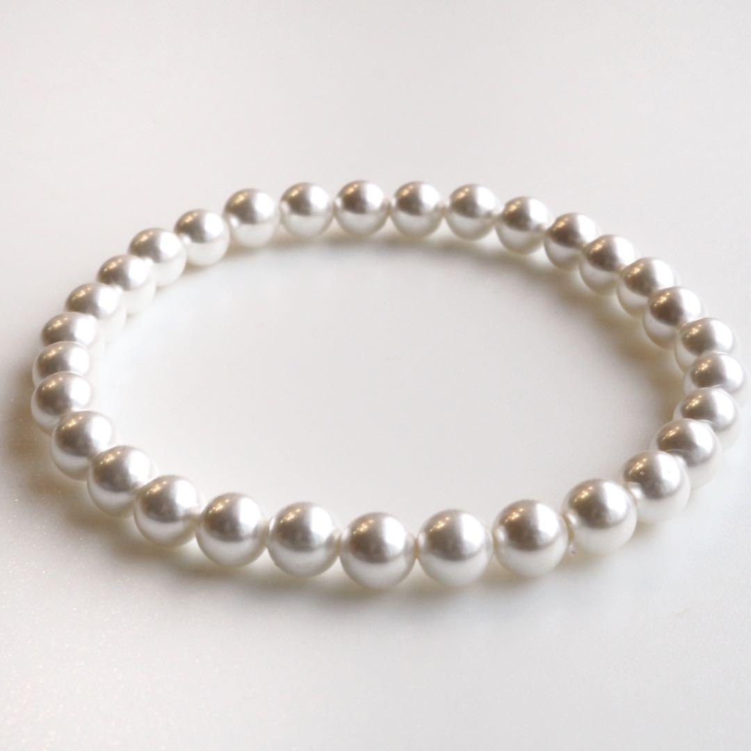 【はくとん( 'ω')ŧ‹\"ŧ‹\"】国産シェルパールのゴムブレスレット