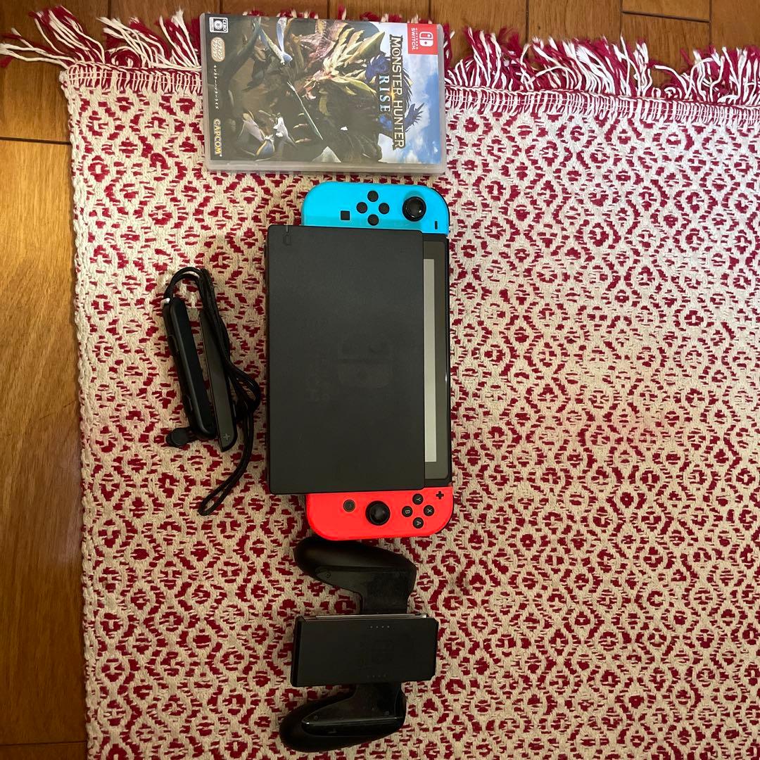 ニンテンドースイッチ　モンスターハンターカセット付き