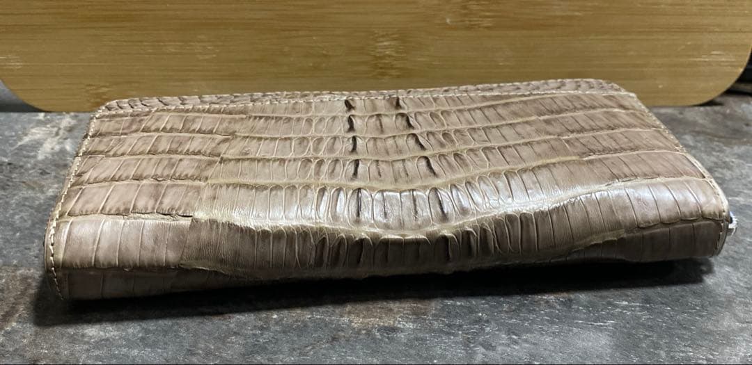 新品 RODANIA ロダニア マット カイマンワニ革 クロコダイル長財布 12