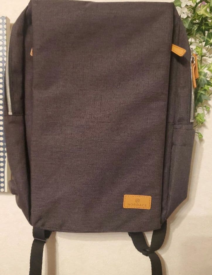 NORDACE リュック　ビジネスバッグ　USB付き　メンズ　大容量19L