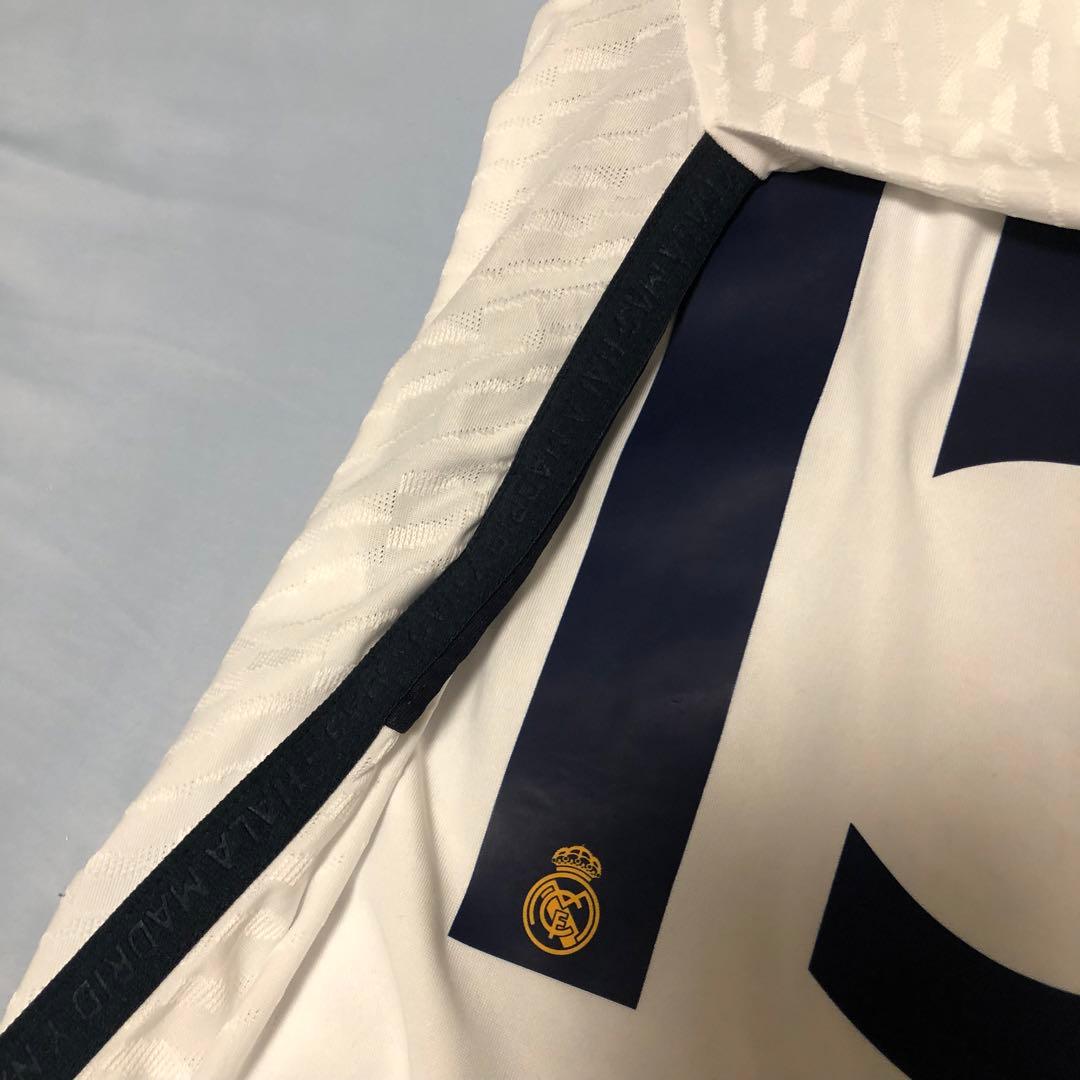 【チャンピオンズリーグ】Real Madrid オーセンティック 長袖　S