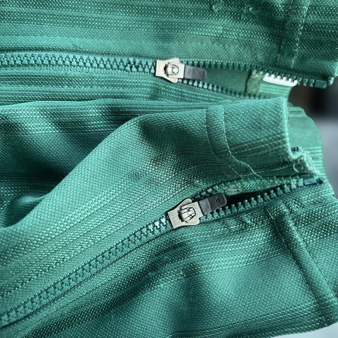 adidas あいみょん　トラックパンツ 常田大輝　グリーン 刺繍　3ライン