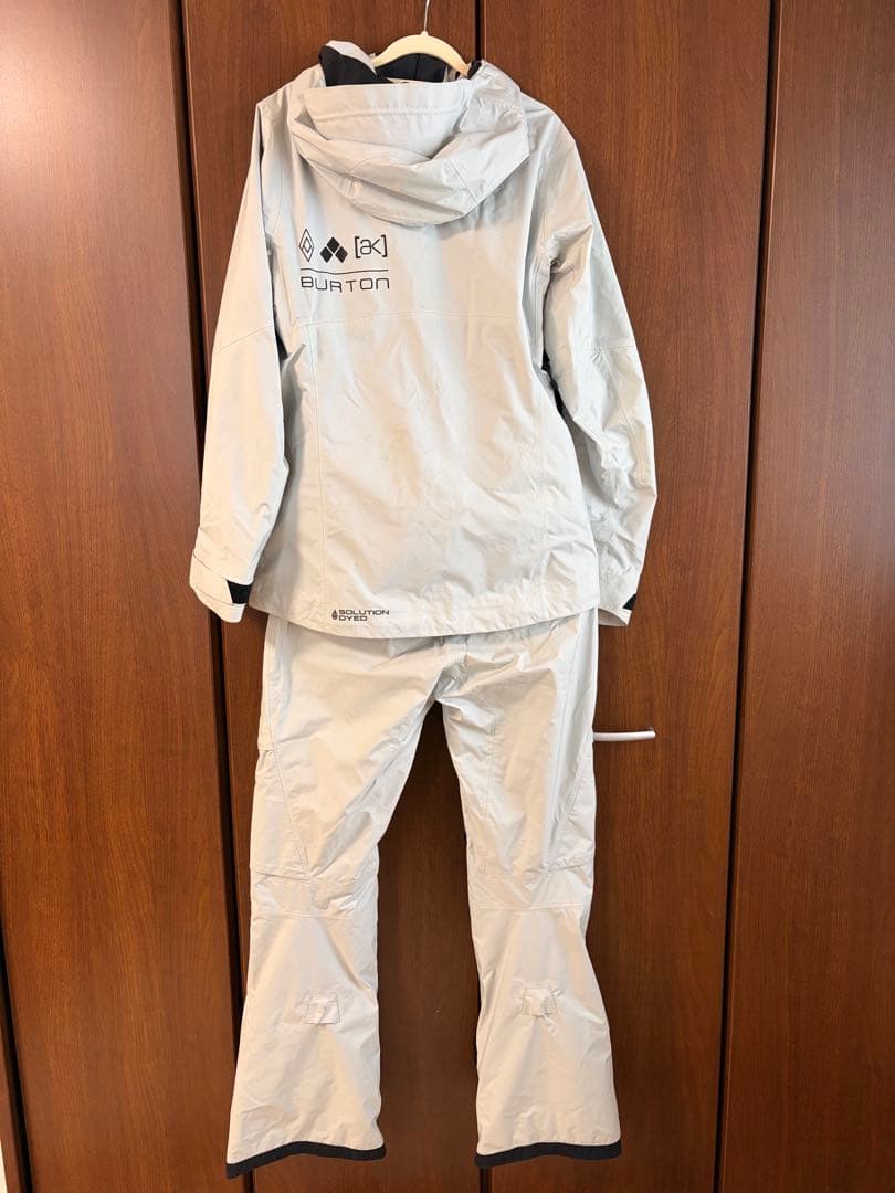 Burton [ak] GORE-TEX 上下セットアップ