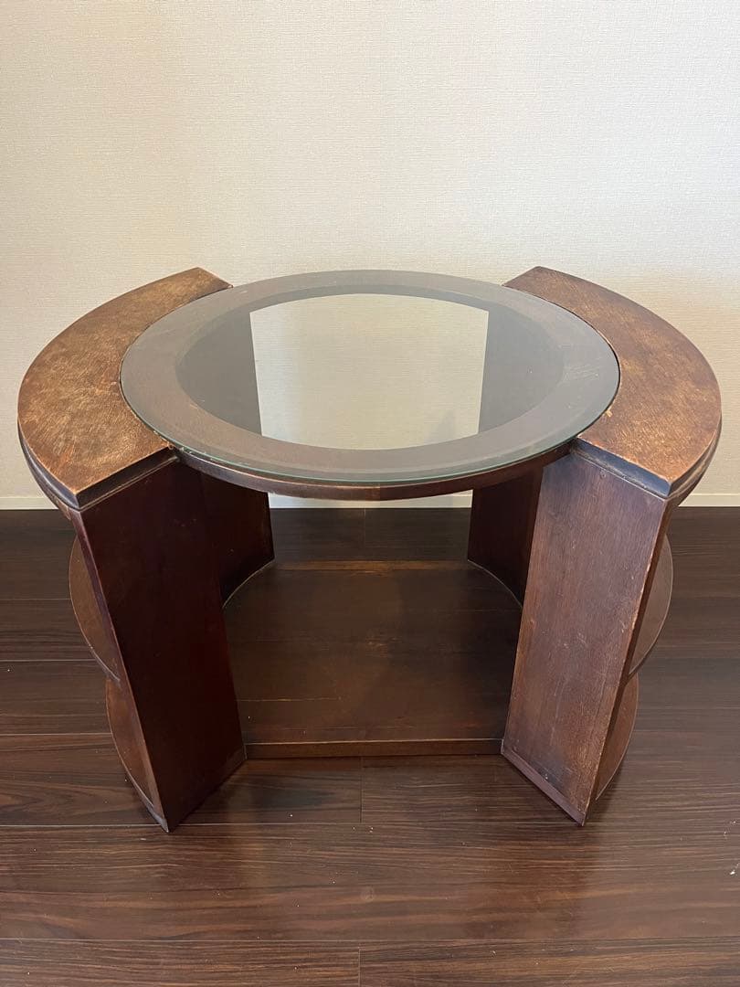 もち太郎　ベトナムにて購入　木製テーブル　アンティーク　　ガラス天板