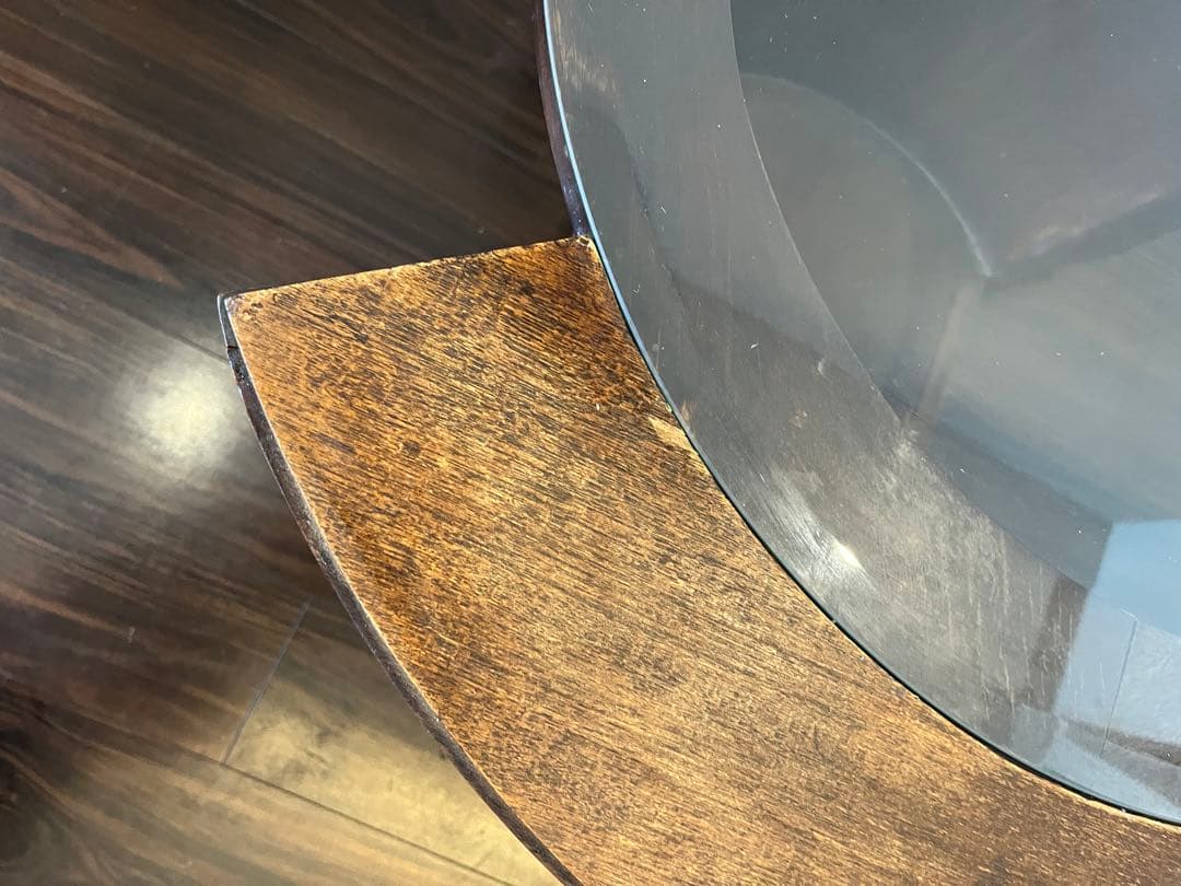 もち太郎　ベトナムにて購入　木製テーブル　アンティーク　　ガラス天板