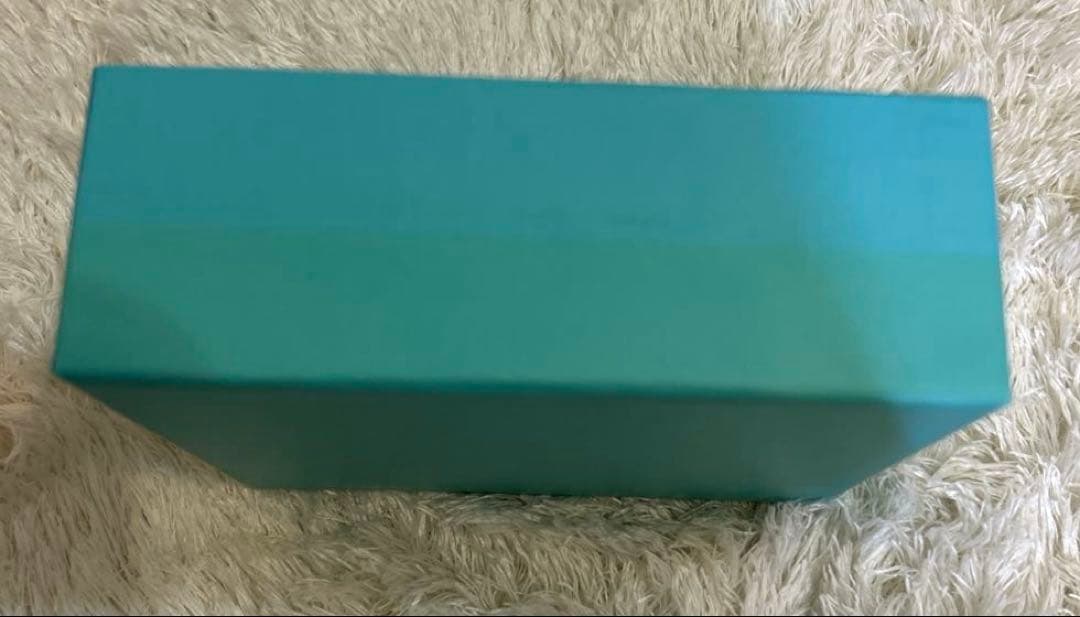 未使用　ケイトスペード　kate spade 二つ折財布　ウォレット　黒