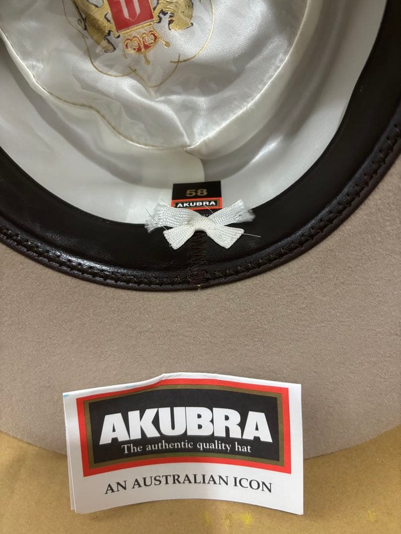 AKUBRA アクブラ　ウエスタンハット　テンガロンハット　ベージュ58キムタク