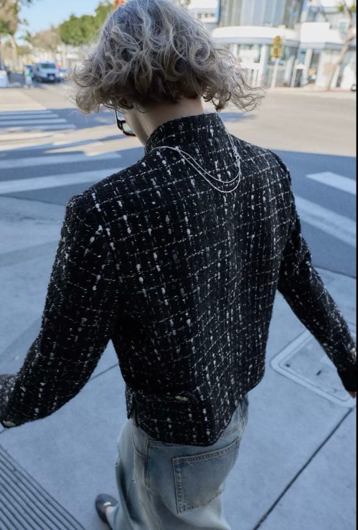 ZARA ツイード　メタリック糸入りノーカラージャケット