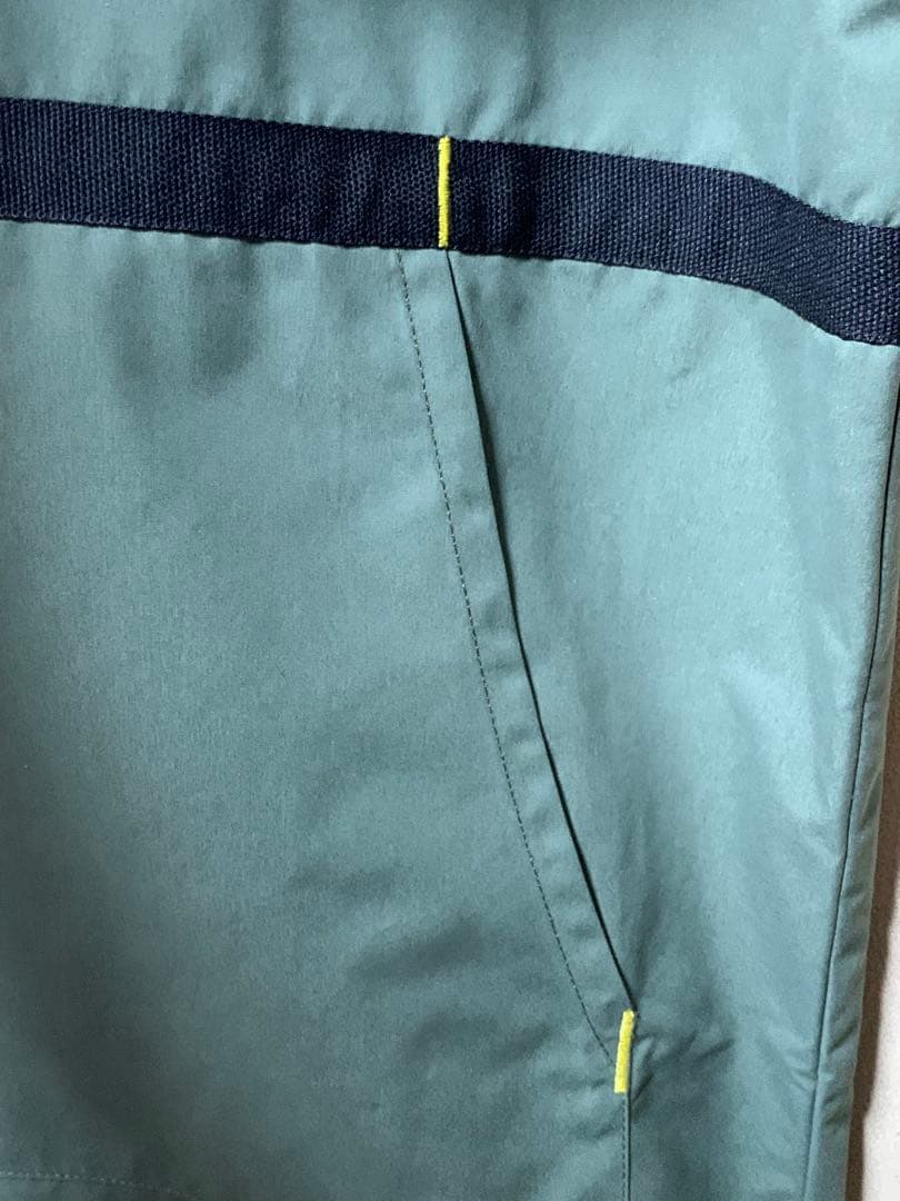 【日本未発売】PUMA FTBLNXT マンチェスター・シティ カーキ コート