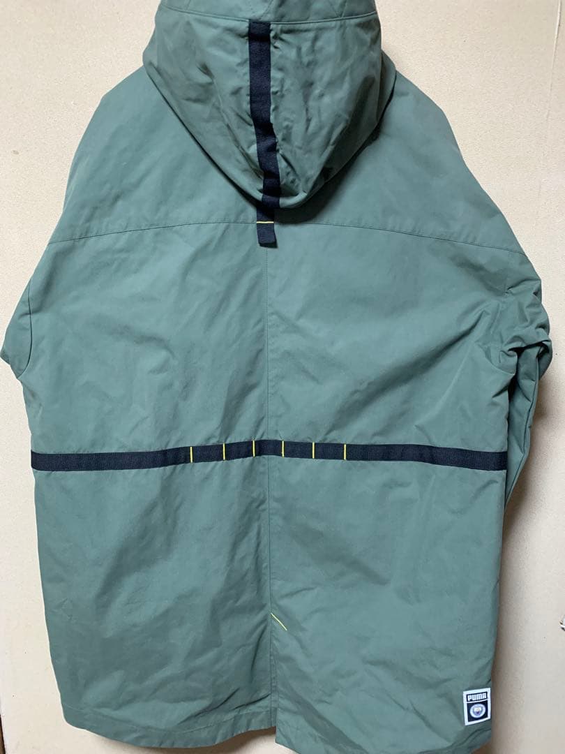 【日本未発売】PUMA FTBLNXT マンチェスター・シティ カーキ コート