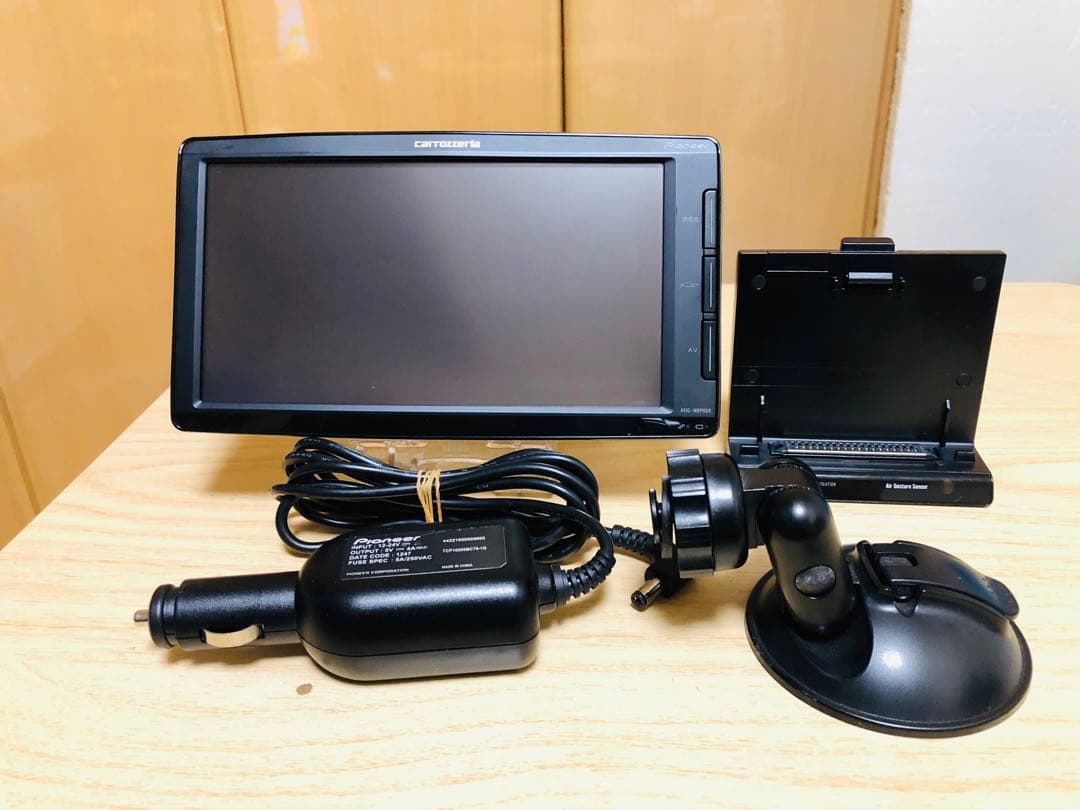 carrozzeria AVIC-MRP009 楽ナビ ポータブルカーナビ美品