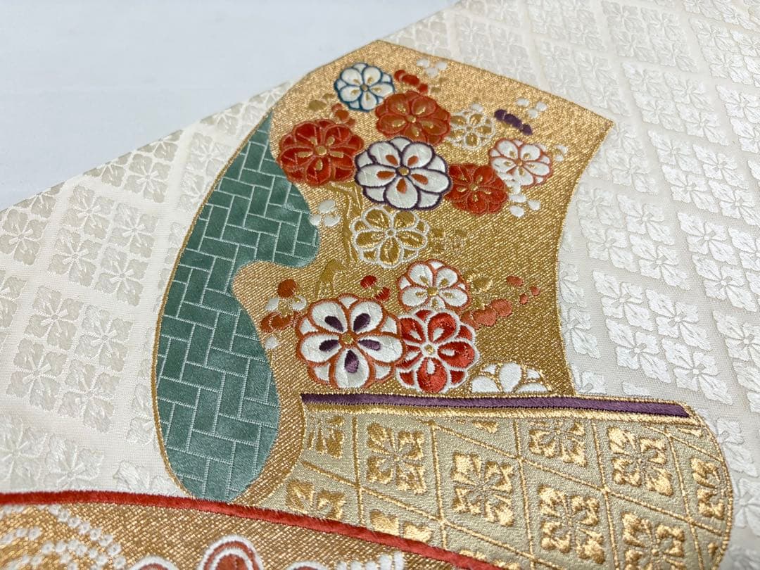 B5 花菱の地模様に花々 金糸 白地 正絹 六通 袋帯 フォーマル O39