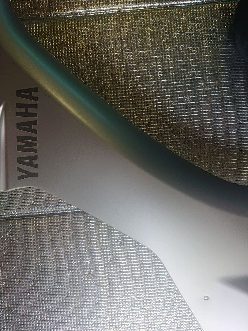 ヤマハ　YZF−R1 2CR 外装　純正　サイドカウル