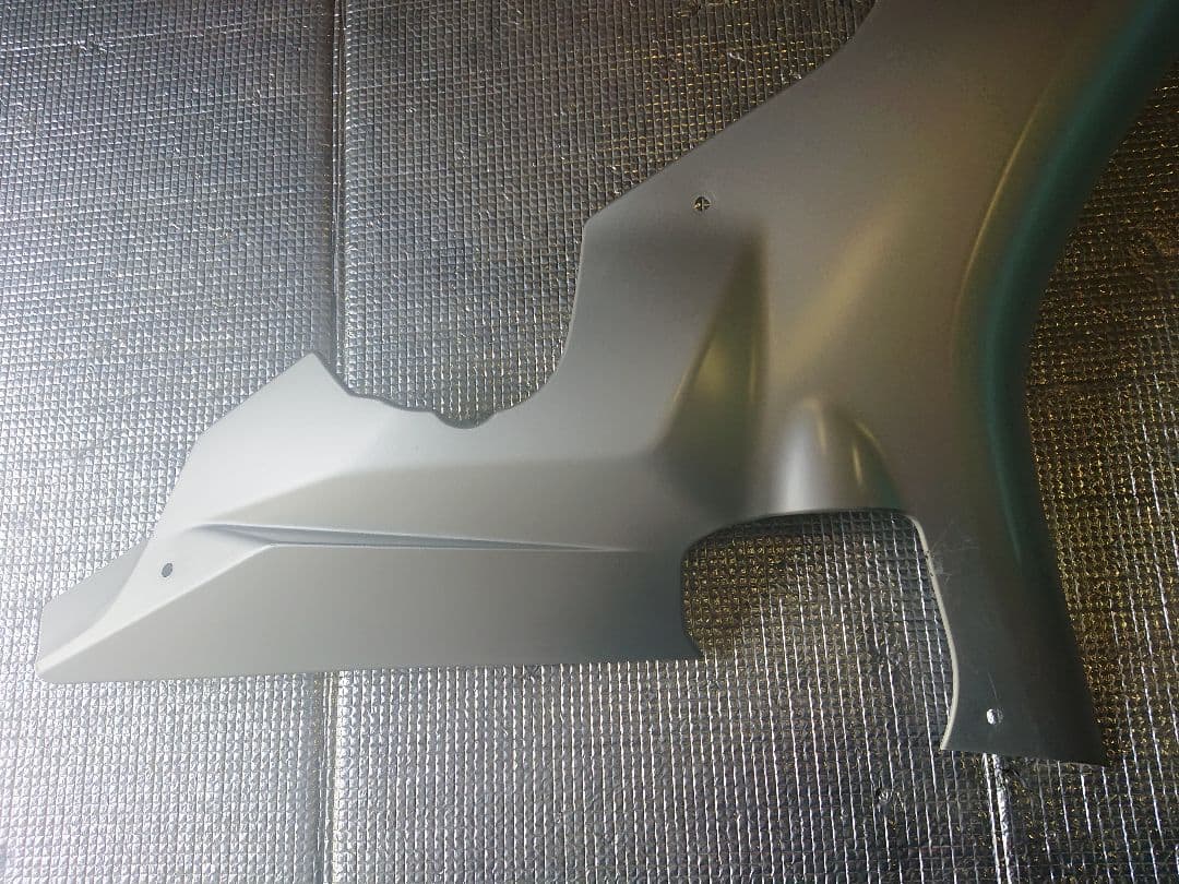 ヤマハ　YZF−R1 2CR 外装　純正　サイドカウル