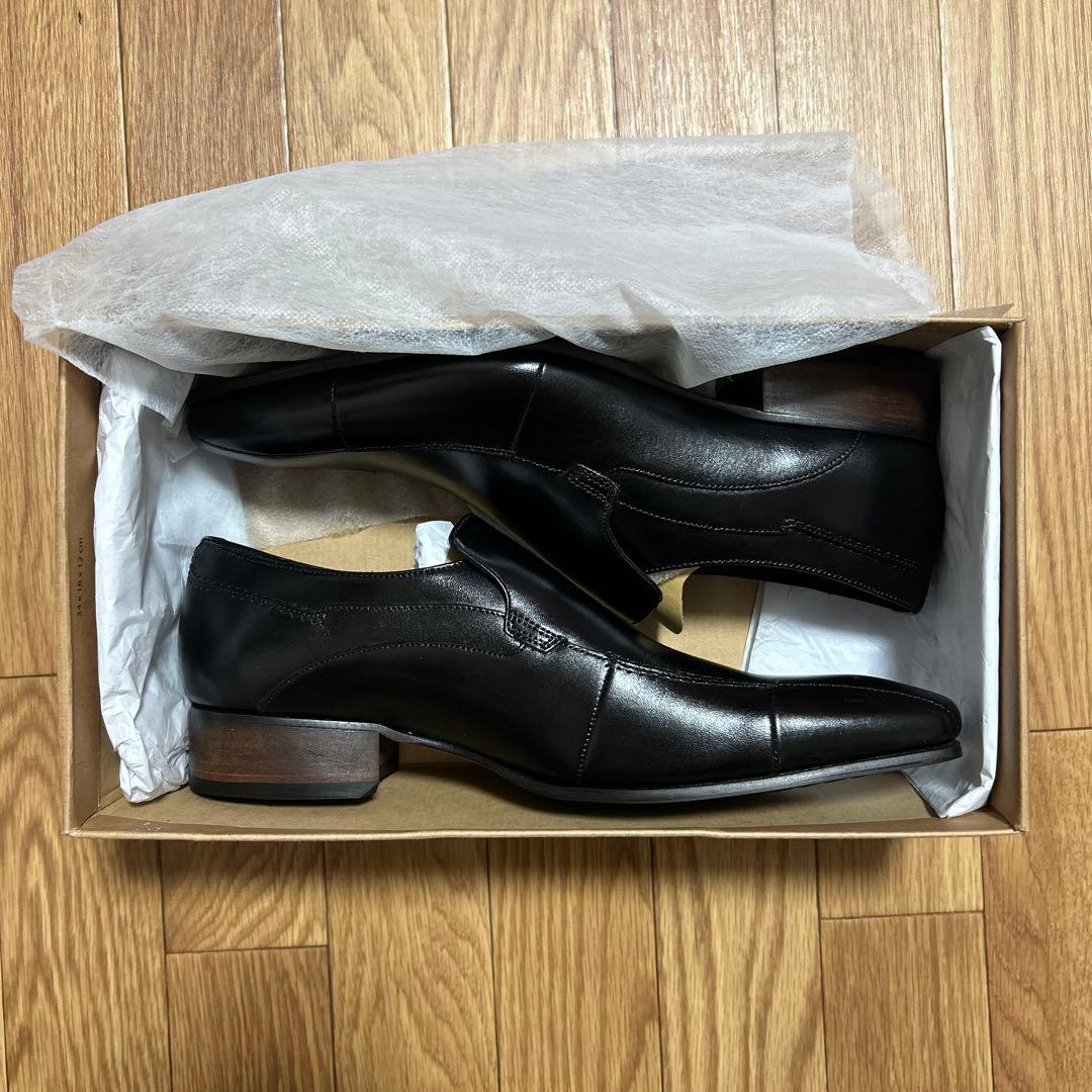 キャサリンハムネットロンドン　革靴