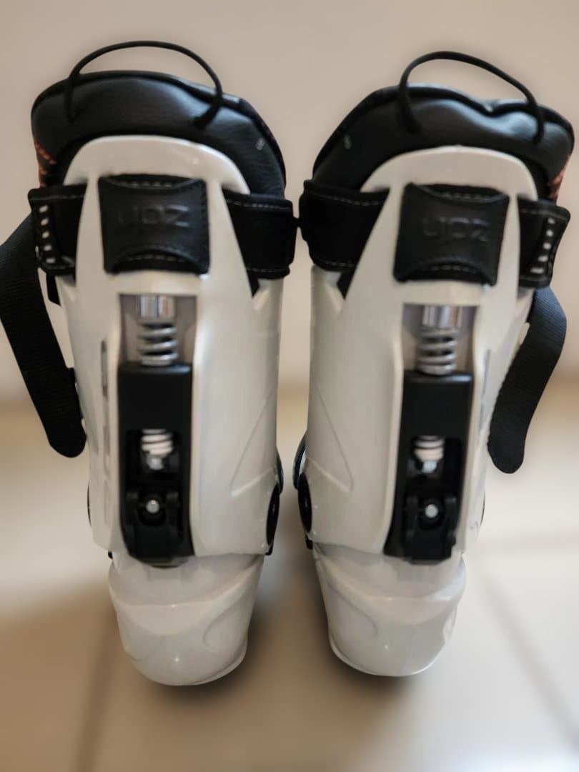 upzブーツ　スノーボード　アルパイン　RC8　26.6～27CM