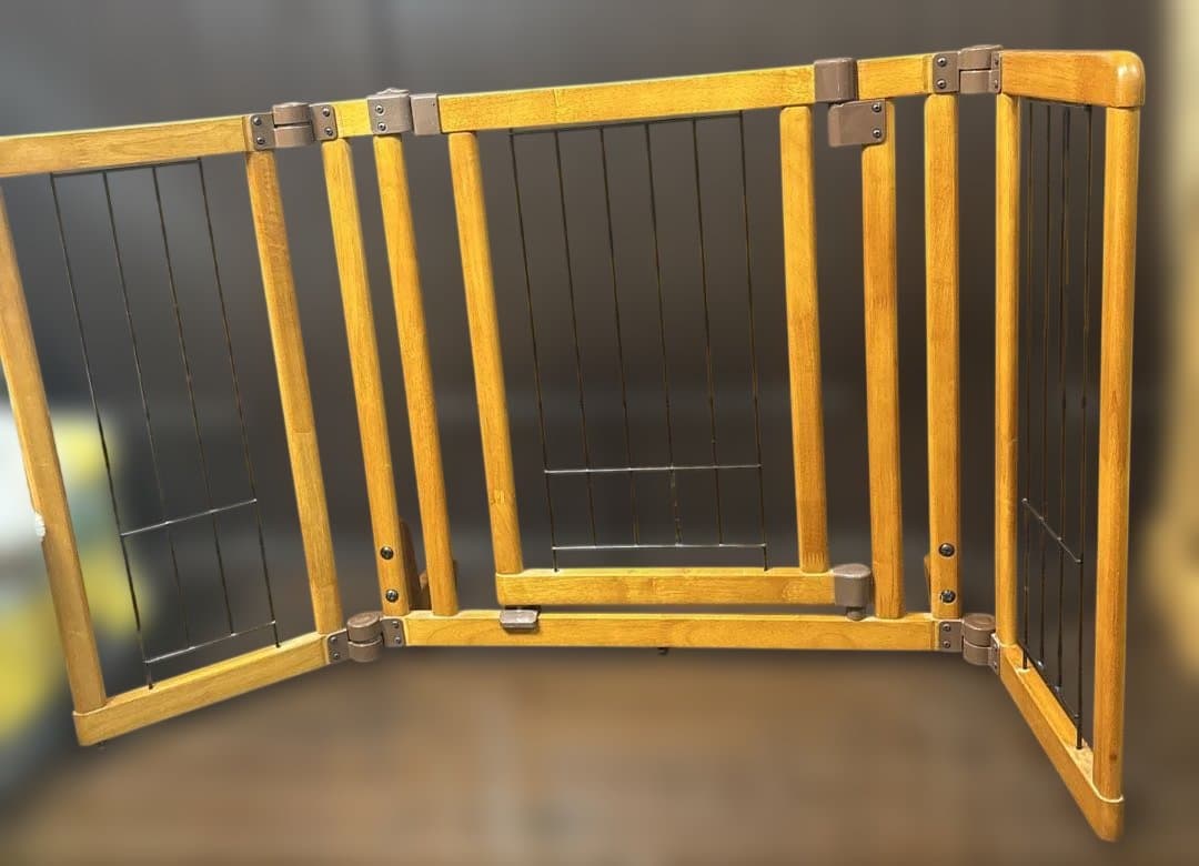 【良品】Richell　リッチェル ペット用 木製おくだけドア付ゲート S