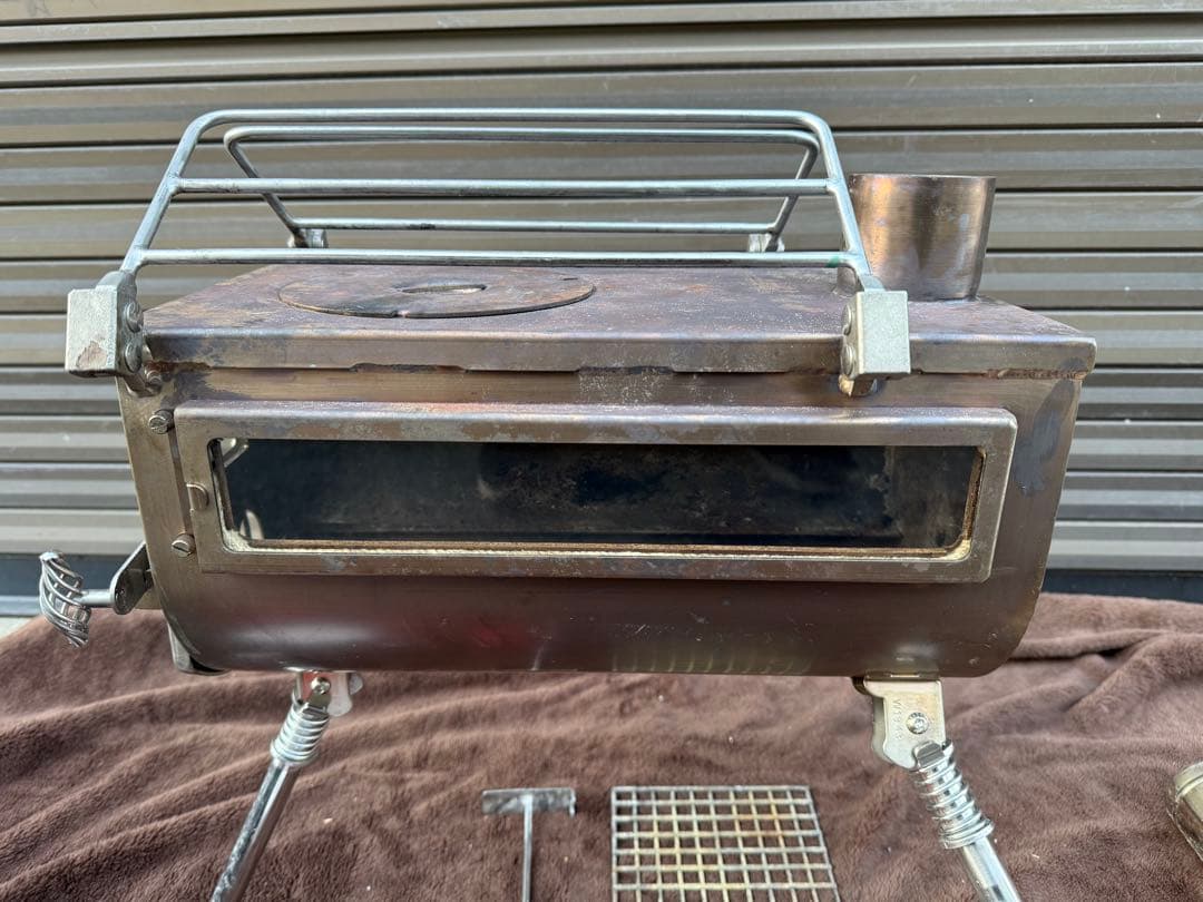 AR　テンマクデザイン　ウッドストーブ　サイドビュー　Mサイズ