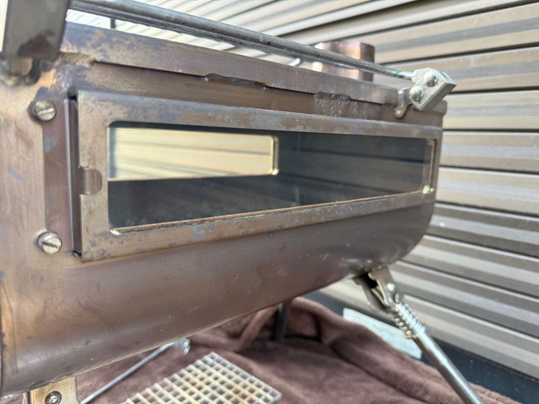 AR　テンマクデザイン　ウッドストーブ　サイドビュー　Mサイズ