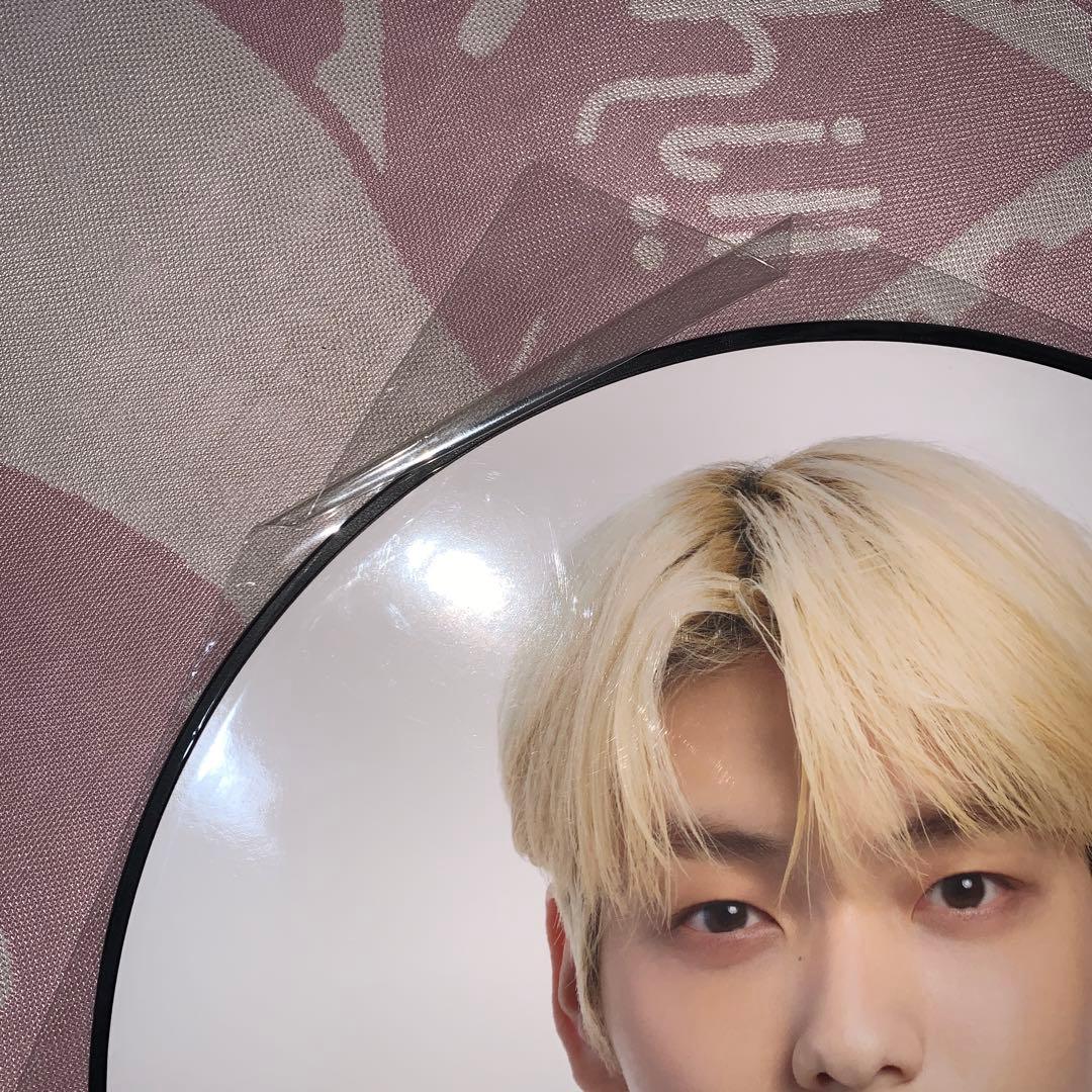 txt スビン　うちわ