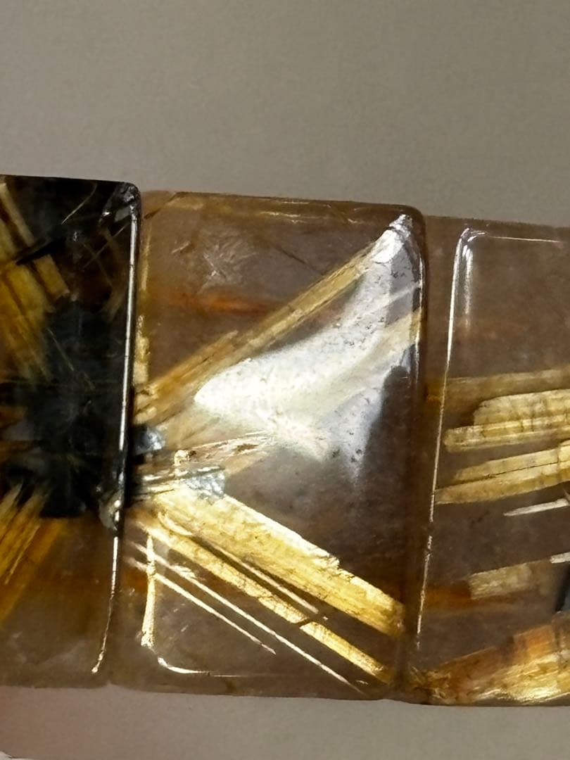 タイチンルチル（ヘマタイト共生）バングルNO260