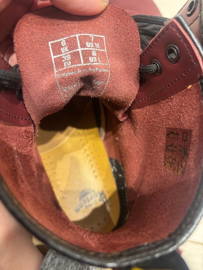 ドクターマーチン　8ホール　UK6 チェリー