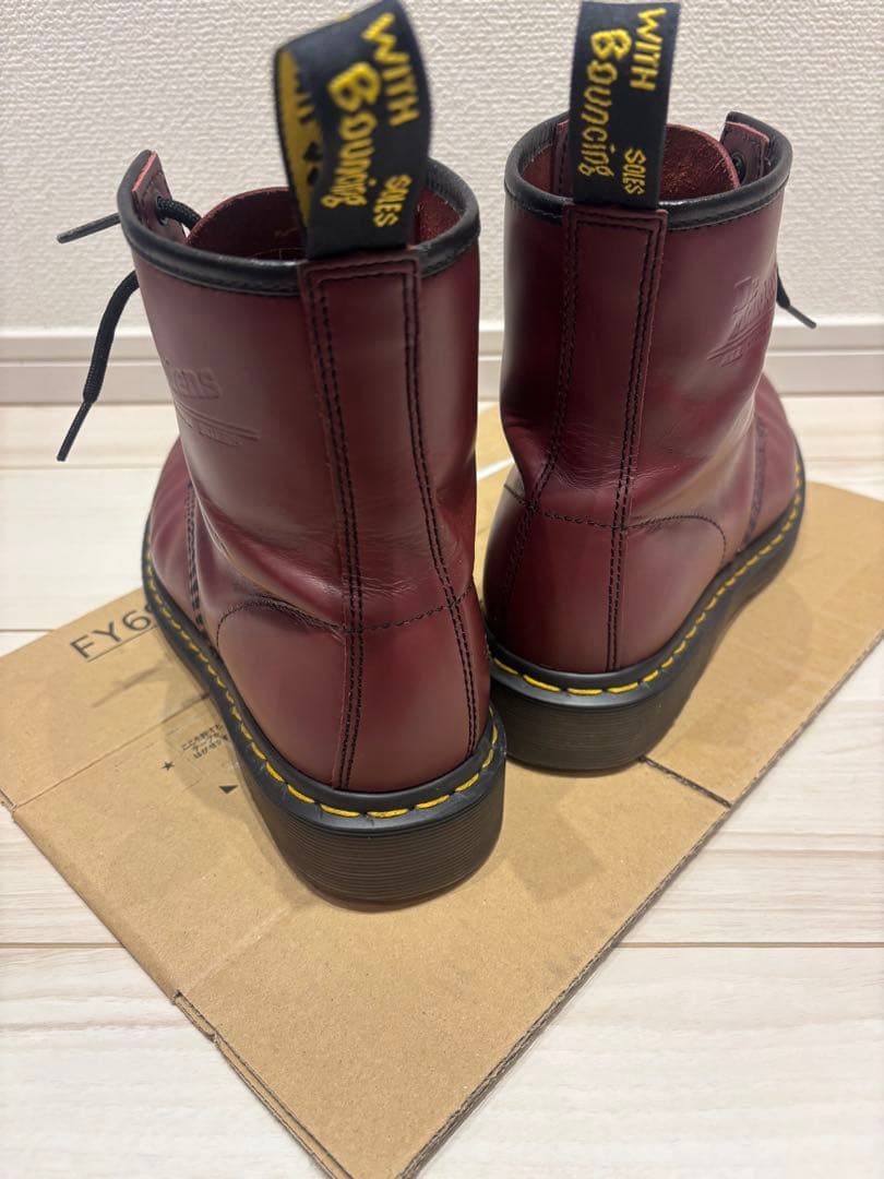 ドクターマーチン　8ホール　UK6 チェリー