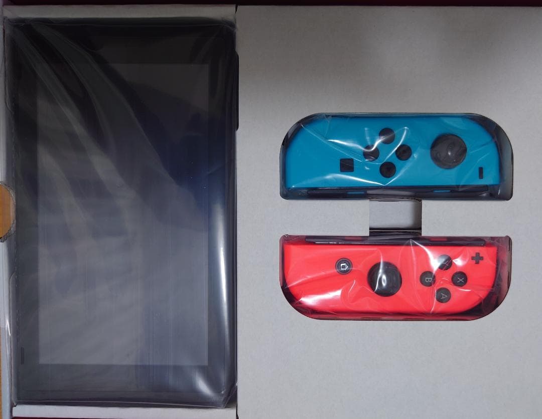新品未開封 Nintendo Switch 任天堂　ネオンブルー／ネオンレッド