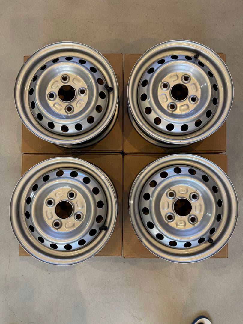 三*善様 ダイハツ純正　ハイゼットトラック　12インチ スチールホイール 4個セ