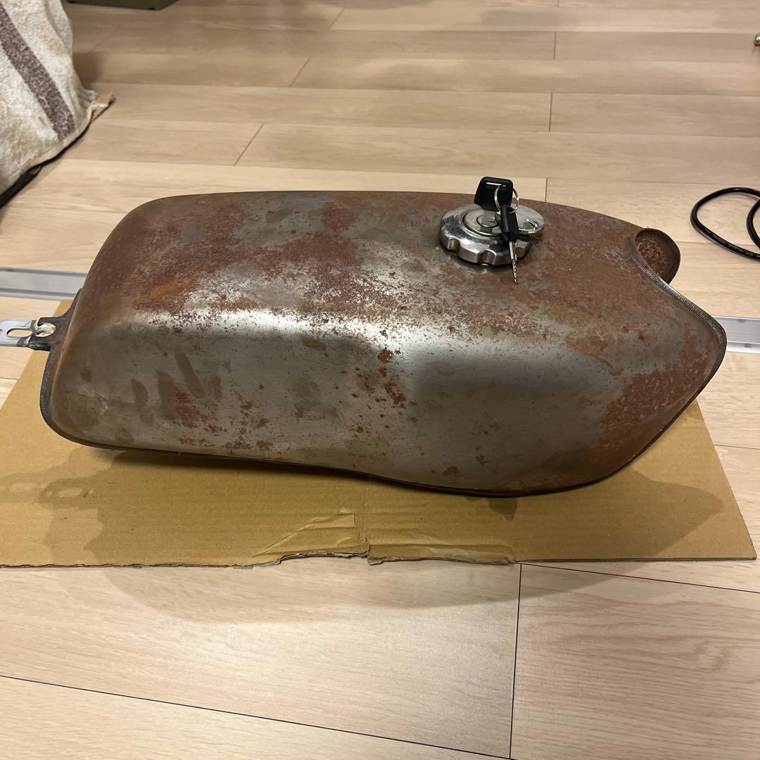 お*中様 sr400 社外タンク　シート付