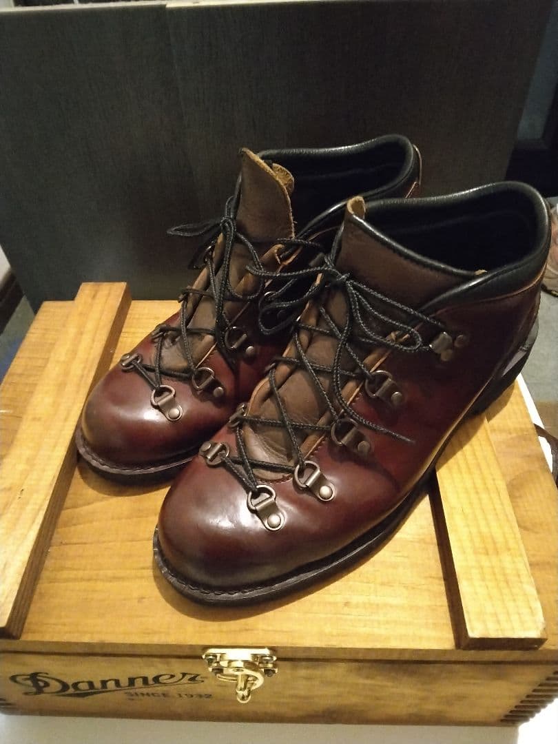 Danner ハイカットブーツ ダークブラウン 木箱付きコードバン