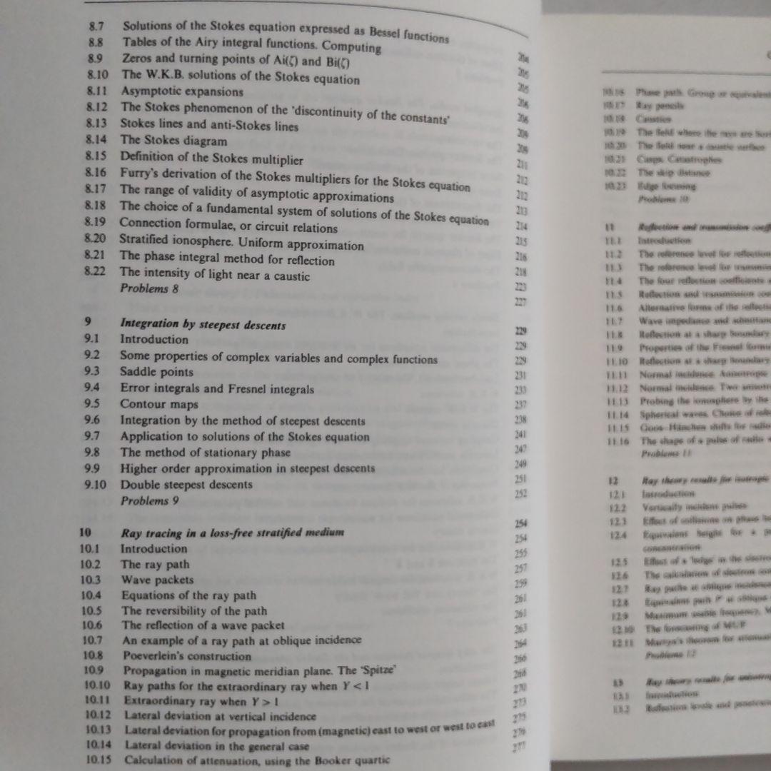 洋書 The Propagation of Radio Waves