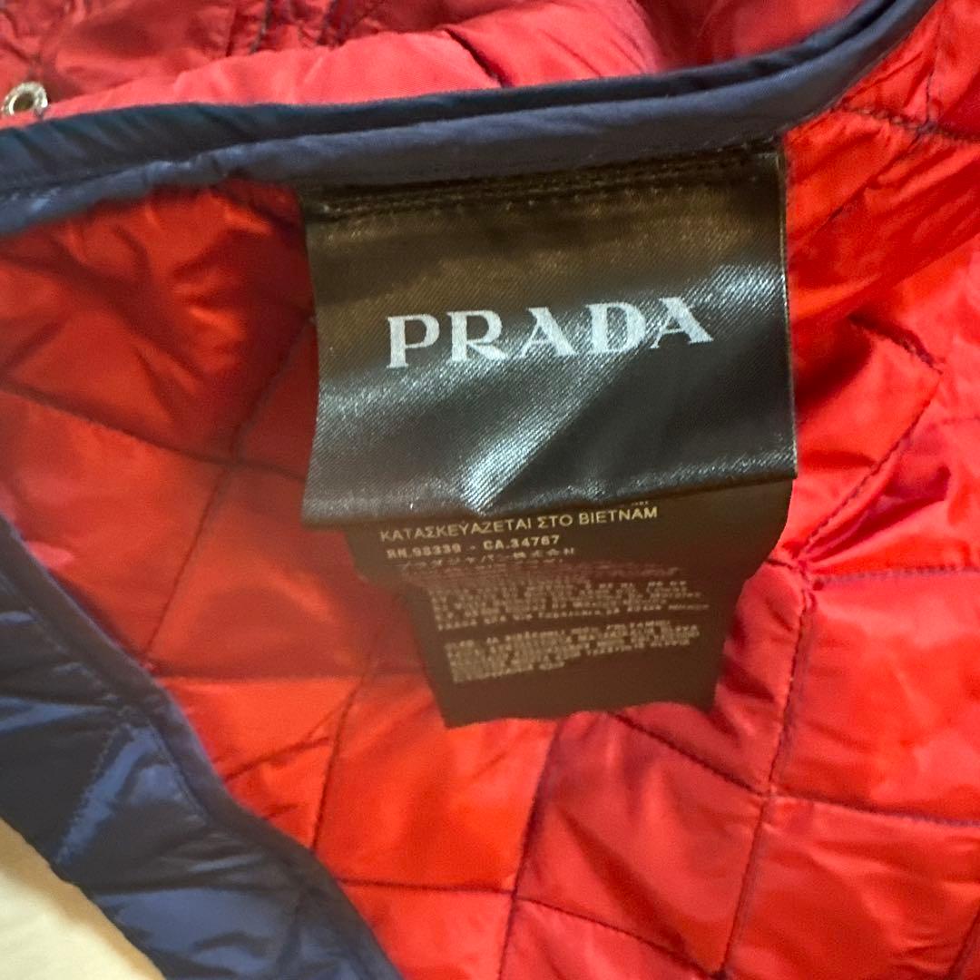 PRADA ネイビー レッド キルティングジャケット