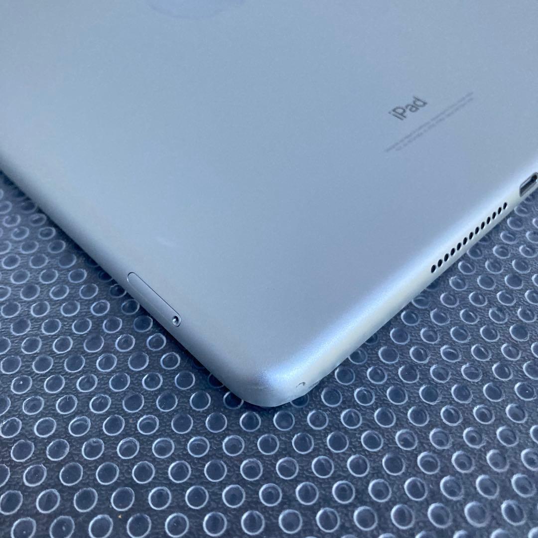 4075【早い者勝ち】電池良好☆iPad6 第6世代 32GB SIMフリー☆